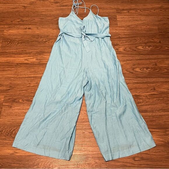 NWT H&M Lightweight Spaghetti Strap Wide Leg Romper Sash Belt Blue Size Small - Picture 1 of 11